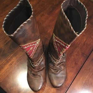 Bullboxer, Aztec style Boho, half-calf boot, W 7.5